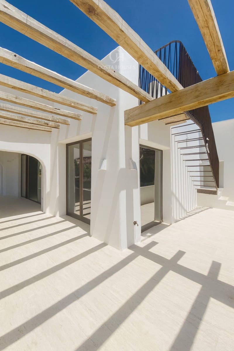 5 chambre Villa/Maison à vendre à Benissa avec piscine garage - 2 750 000 € (Ref: 9326440)