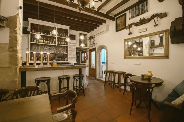 10 bedroom Hotel for sale in Centro ciudad, Javea / Xàbia - € 1,280,000 (Ref: 9334905)