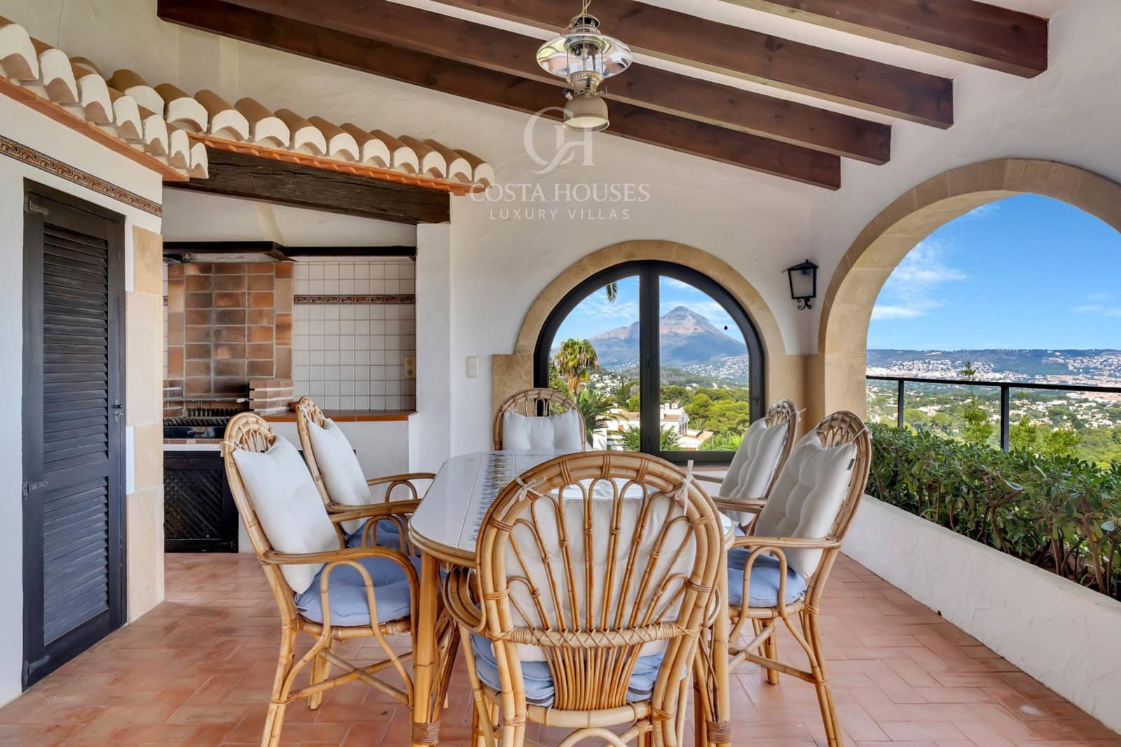 4 Zimmer Villa zu verkaufen in Javea / Xabia mit Pool Garage - 1.550.000 € (Ref: 9344732)