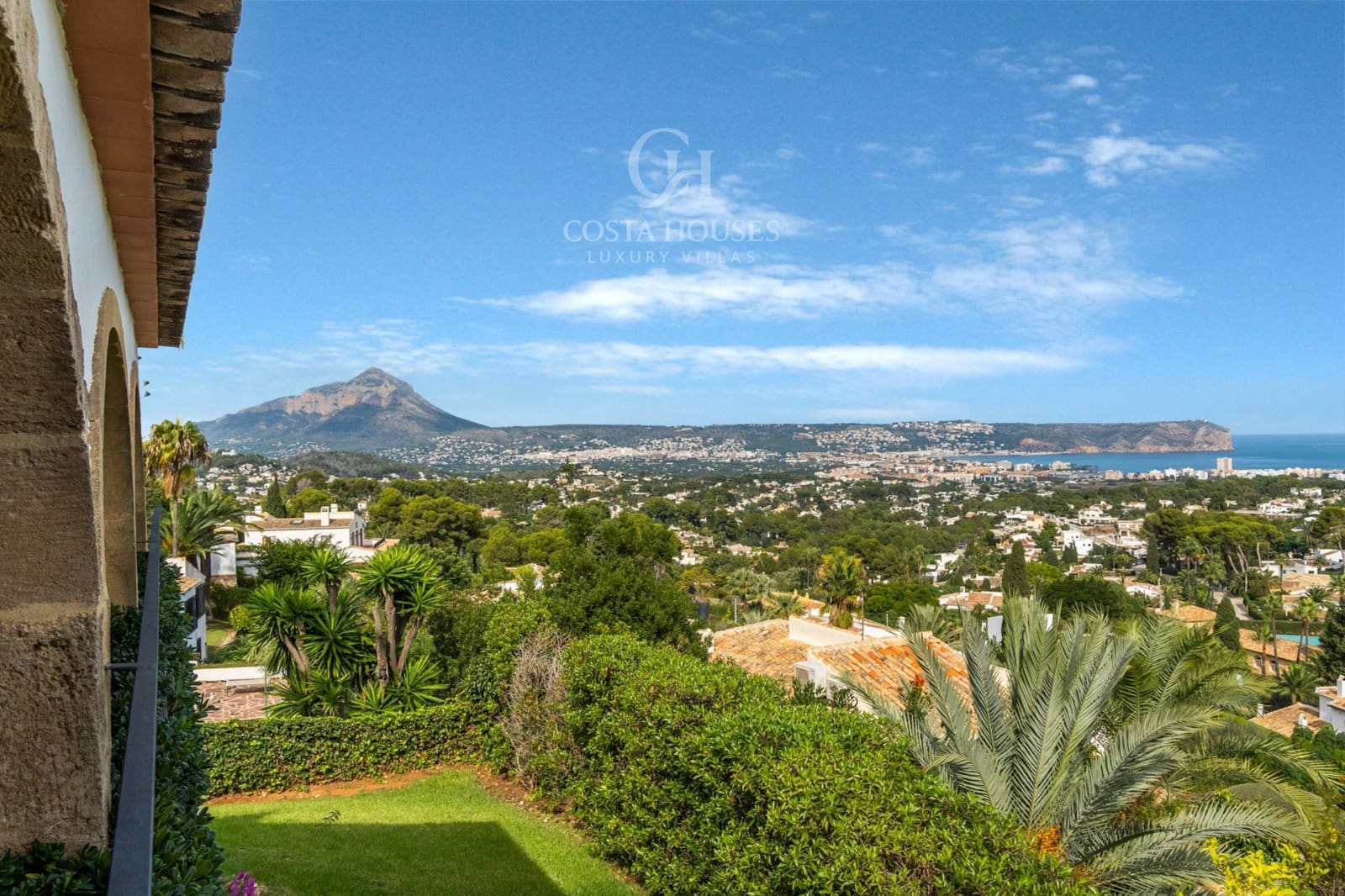 4 Zimmer Villa zu verkaufen in Javea / Xabia mit Pool Garage - 1.550.000 € (Ref: 9344732)