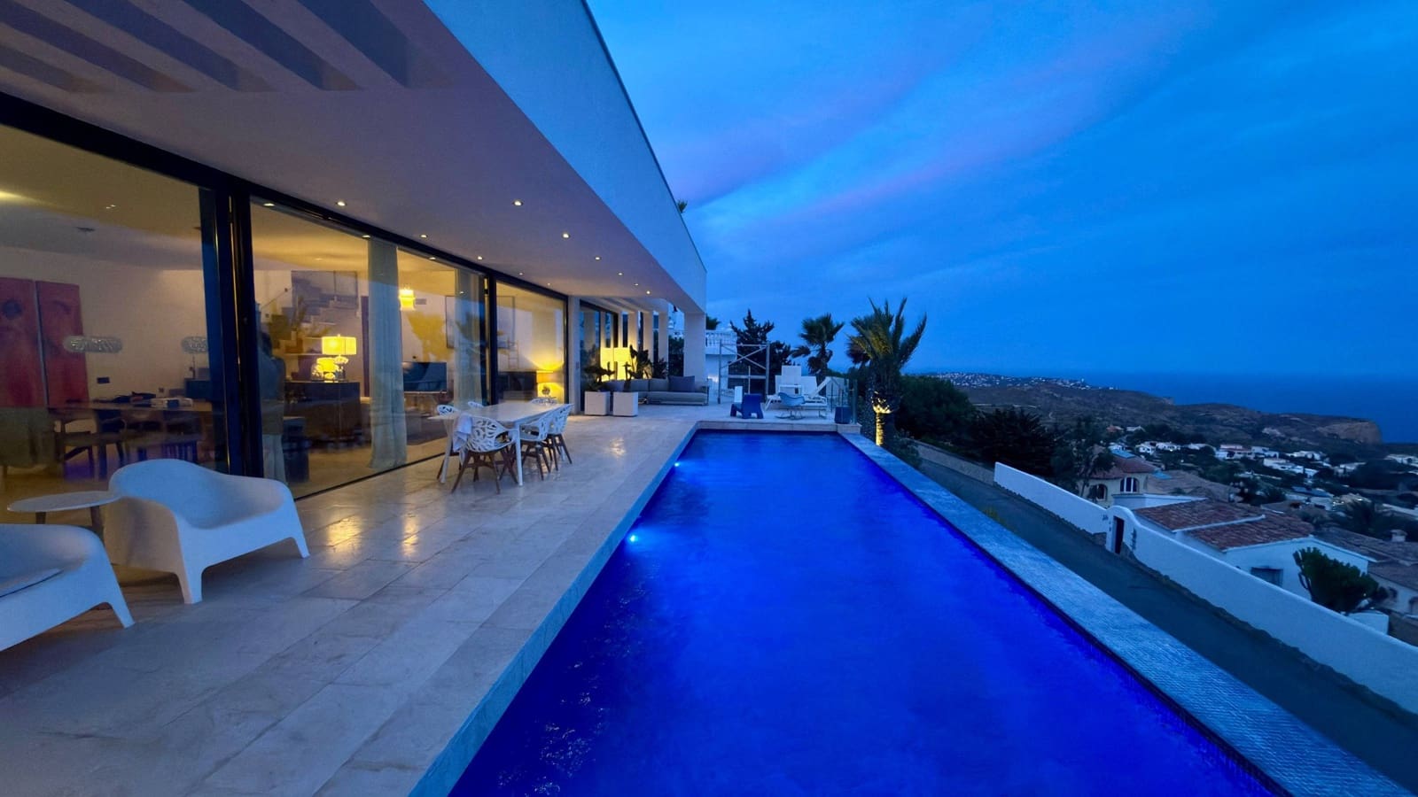 4 Zimmer Villa zu verkaufen in Cumbre del Sol mit Pool - 2.795.000 € (Ref: 9347322)