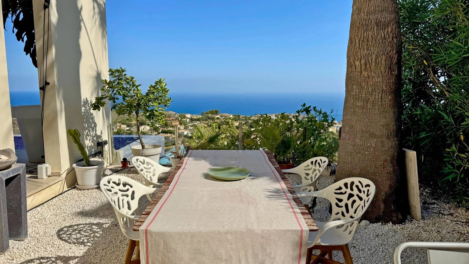 4 Zimmer Villa zu verkaufen in Cumbre del Sol mit Pool - 2.795.000 € (Ref: 9347322)