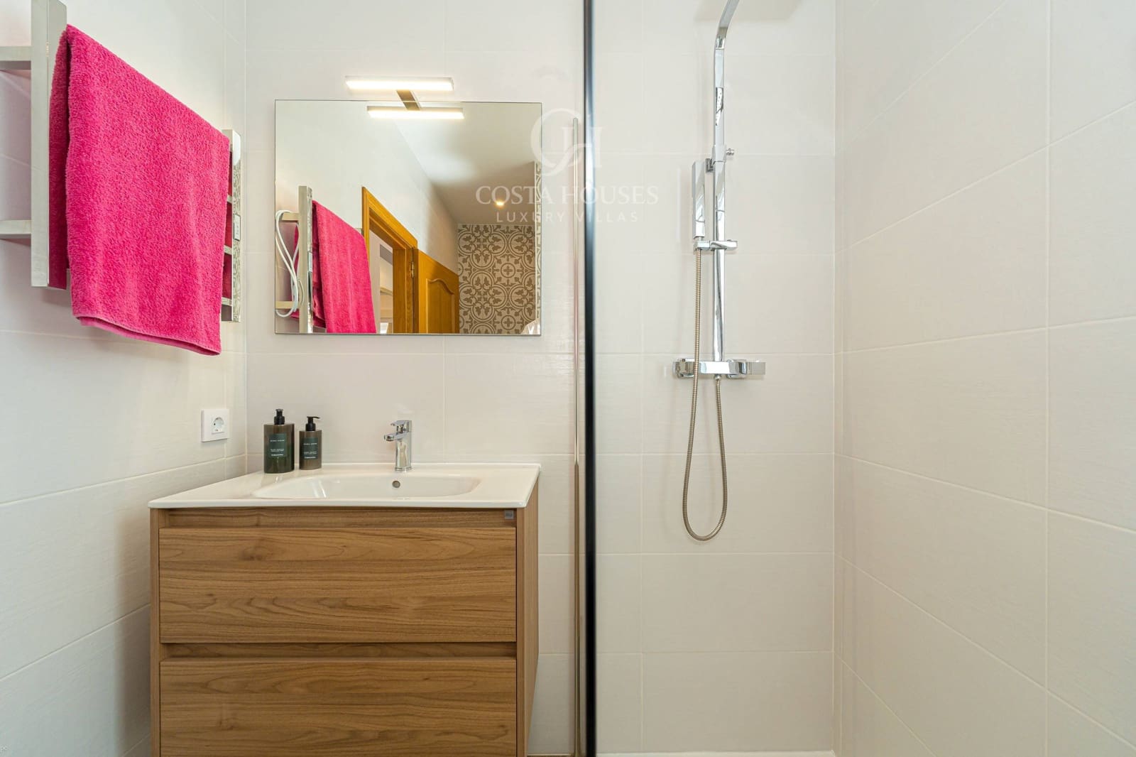 4 soveværelse Villa til salg i Javea / Xabia med swimmingpool - € 1.675.000 (Ref: 9378982)