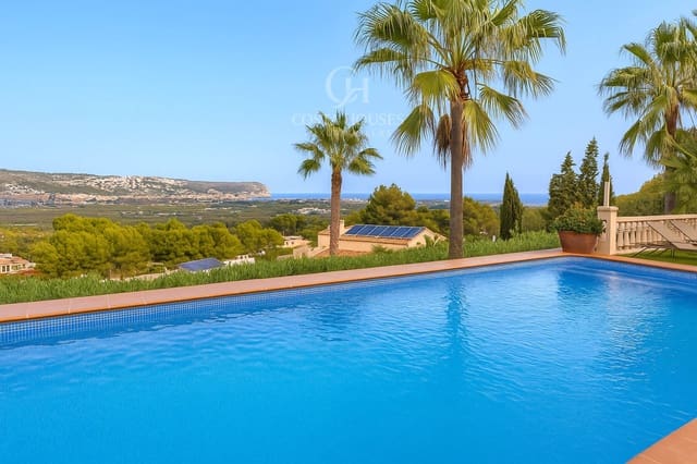 4 soveværelse Villa til salg i Javea / Xàbia med swimmingpool - € 1.675.000 (Ref: 9378982)