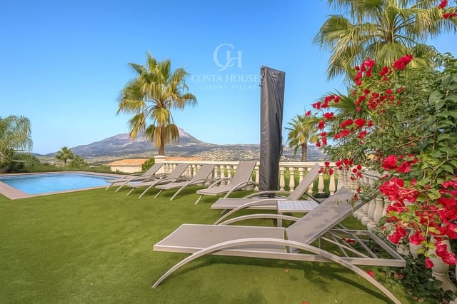 4 soveværelse Villa til salg i Javea / Xàbia med swimmingpool - € 1.675.000 (Ref: 9378982)