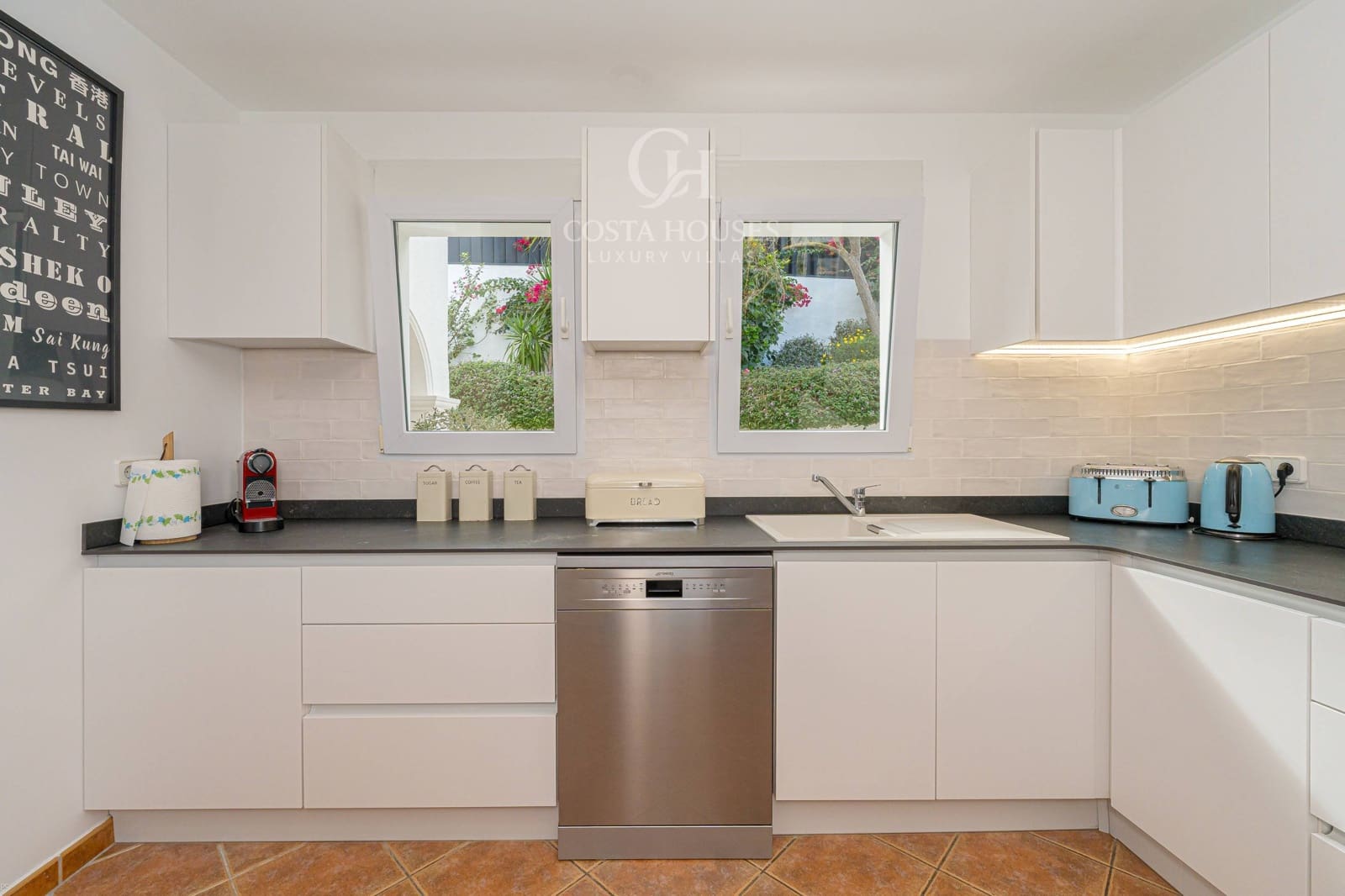 4 soveværelse Villa til salg i Javea / Xabia med swimmingpool - € 1.675.000 (Ref: 9378982)