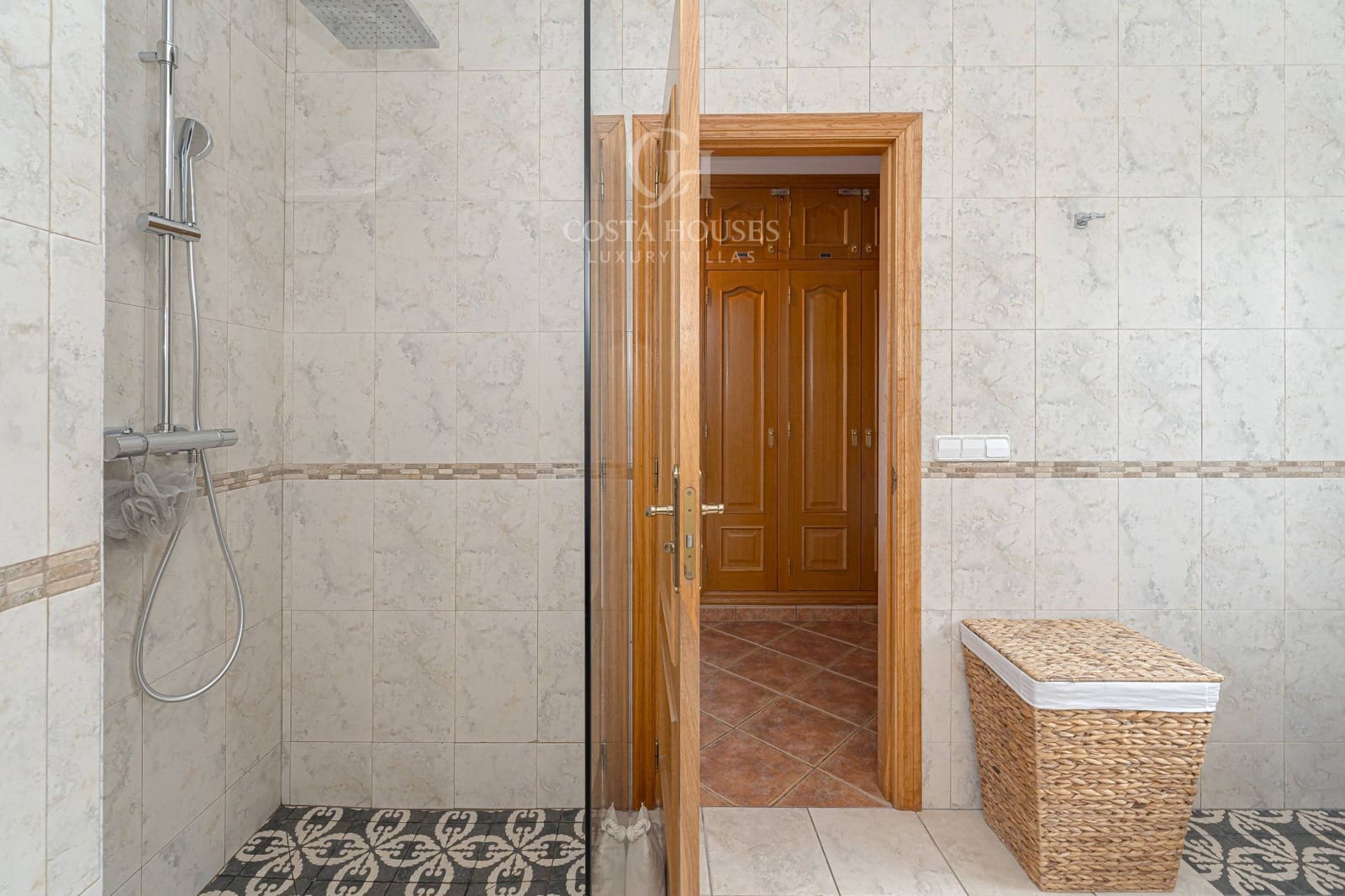 4 soveværelse Villa til salg i Javea / Xabia med swimmingpool - € 1.675.000 (Ref: 9378982)