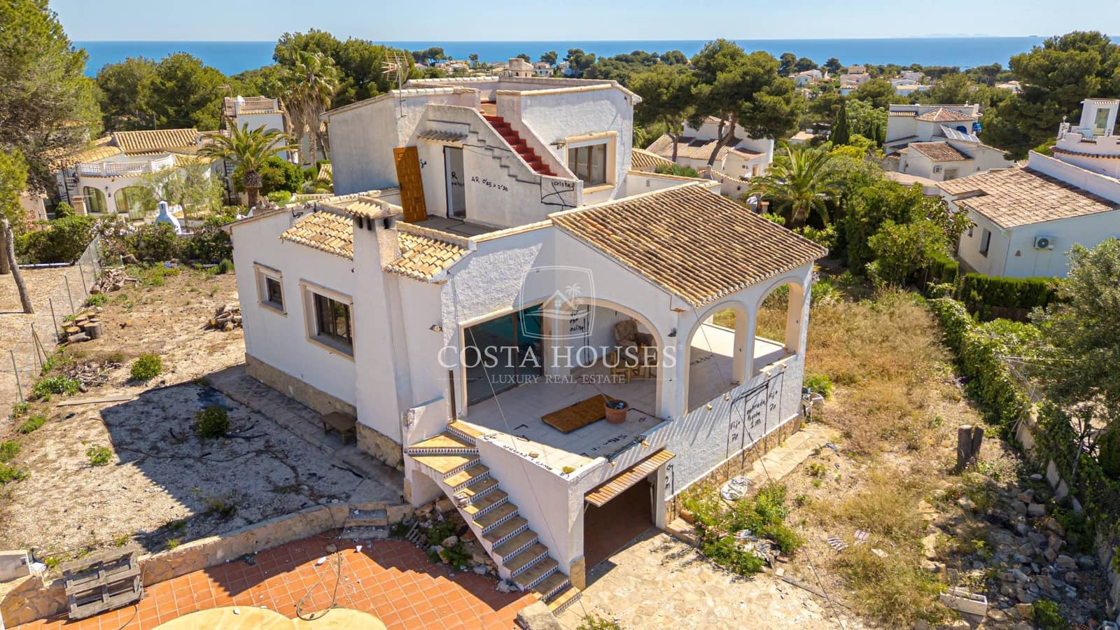 4 makuuhuone Huvila myytävänä paikassa Javea / Xabia mukana uima-altaan 
autotalli - 1 890 000 € (Ref: 9393925)