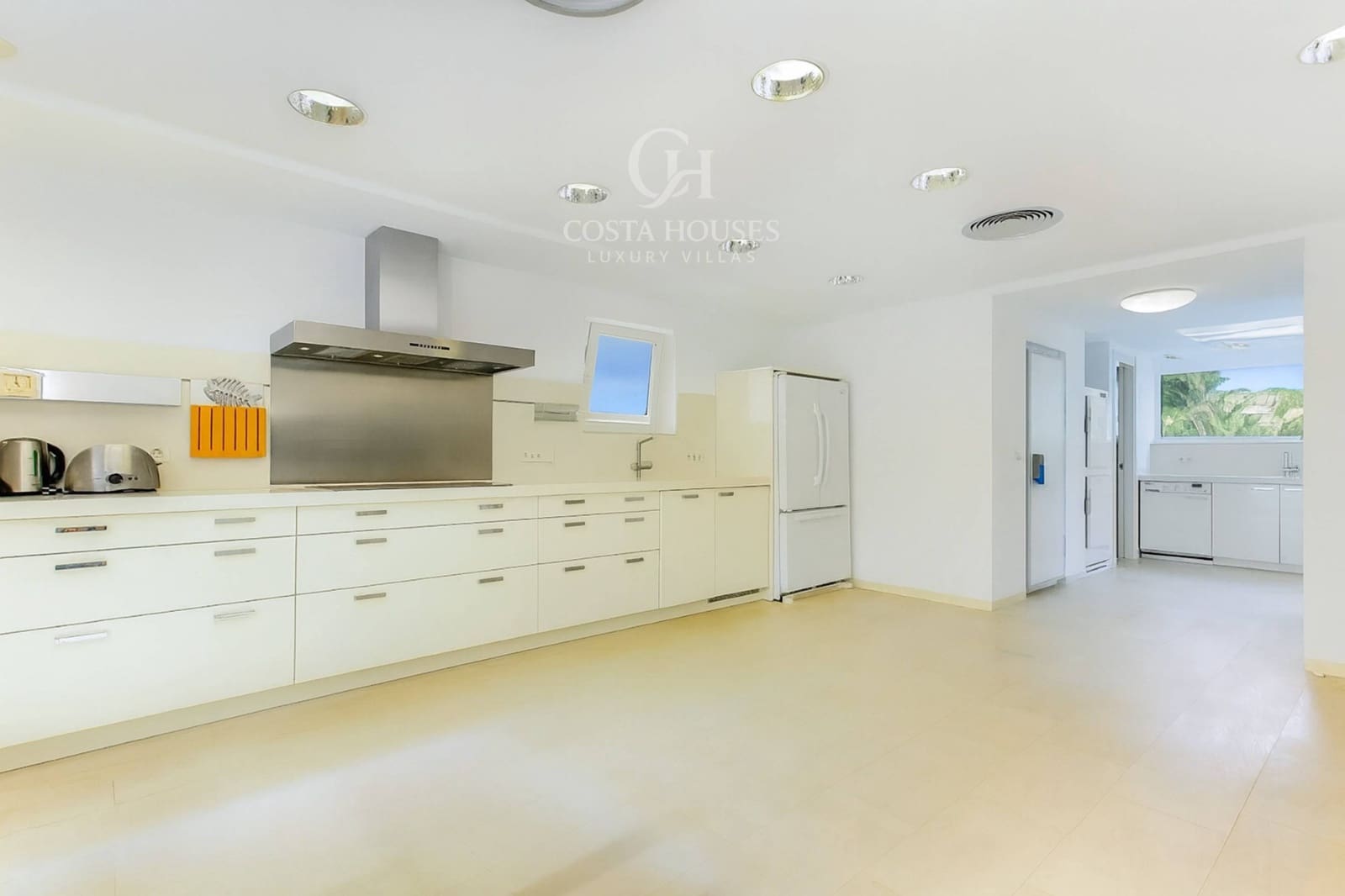 Chalet de 5 habitaciones en Dénia en venta con piscina garaje - 3.900.000 € (Ref: 9409304)
