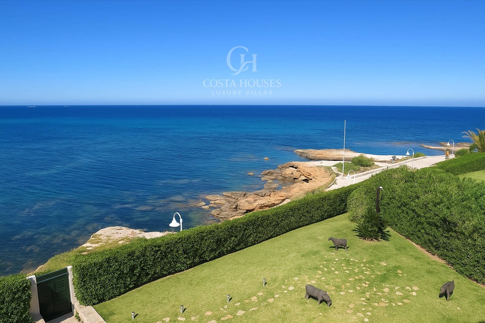 Chalet de 5 habitaciones en Dénia en venta con piscina garaje - 3.900.000 € (Ref: 9409304)