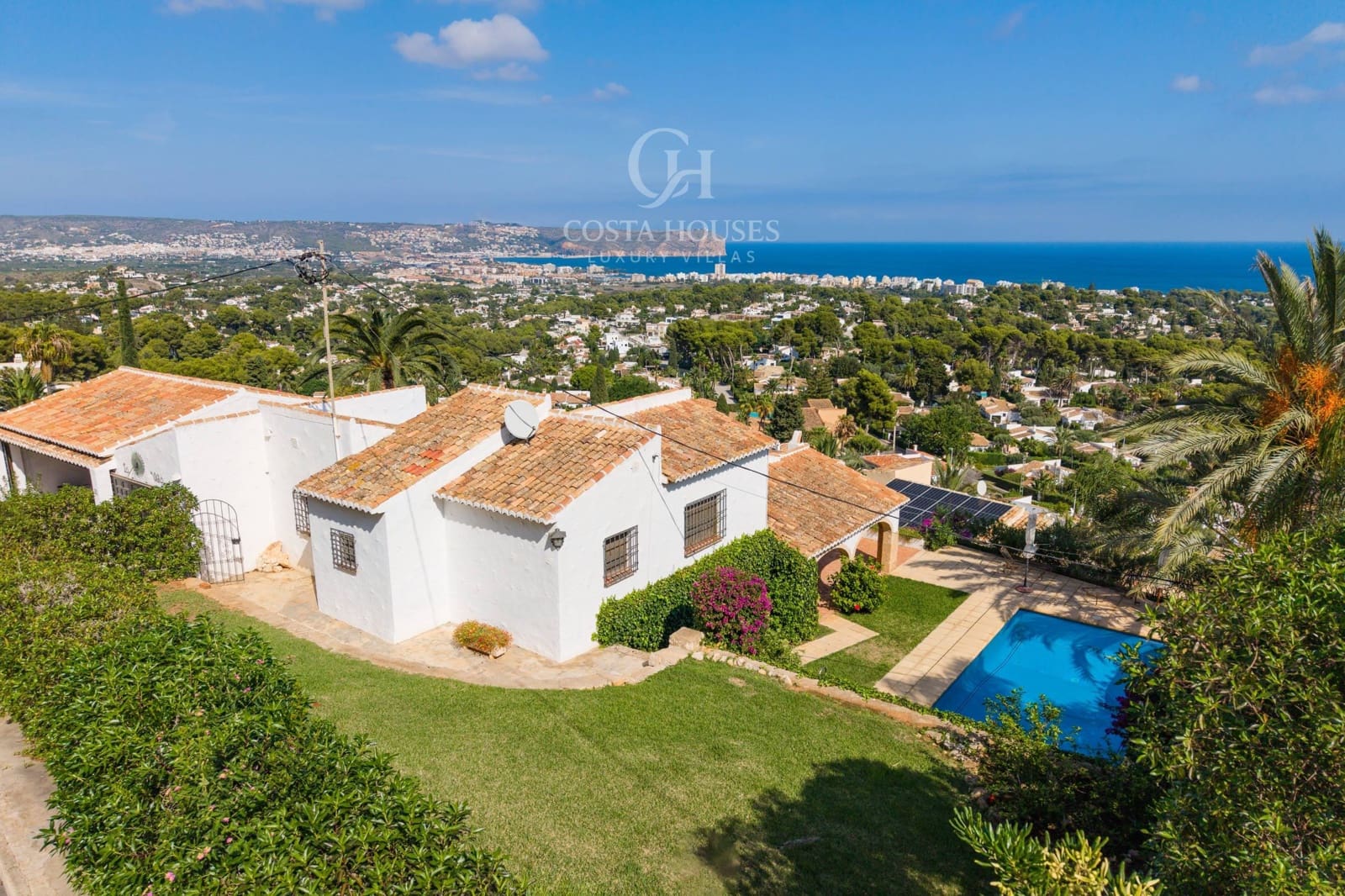 5 bedroom Villa for sale in Javea / Xabia with pool garage - € 2,300,000 (Ref: 9410939)