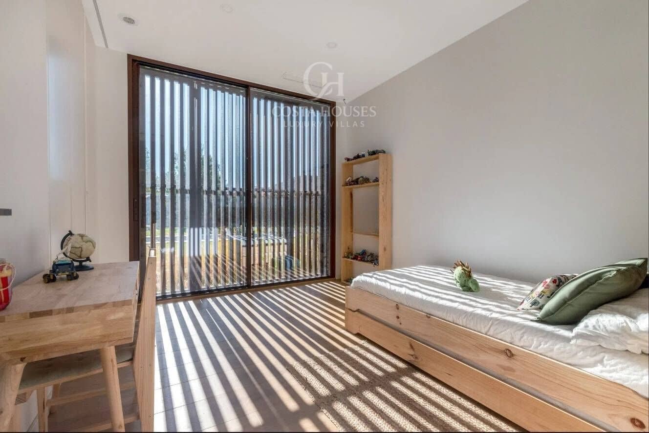 Chalet de 4 habitaciones en Finestrat en venta con piscina - 1.490.000 € (Ref: 9443210)