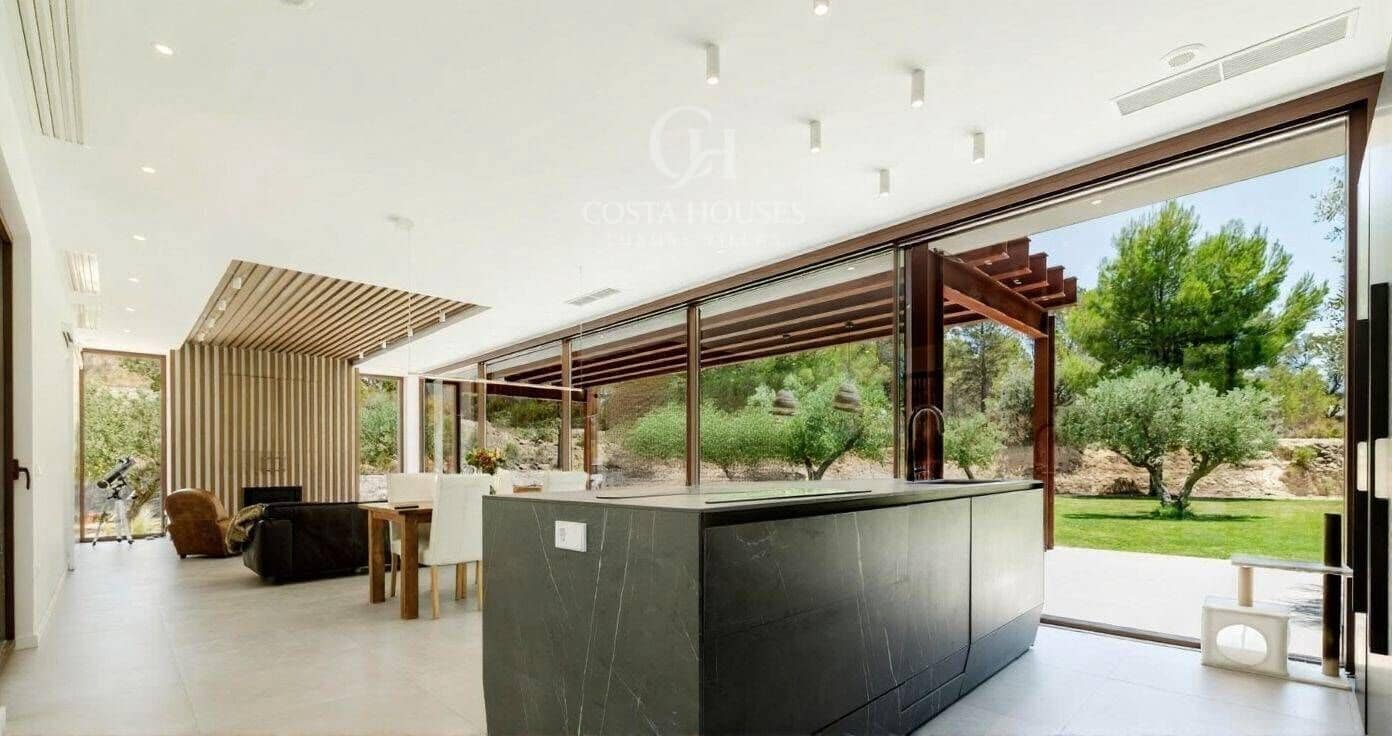 Chalet de 4 habitaciones en Finestrat en venta con piscina - 1.490.000 € (Ref: 9443210)