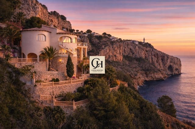 Chalet de 4 habitaciones en Javea / Xàbia en venta con piscina garaje - 4.200.000 € (Ref: 9450574)