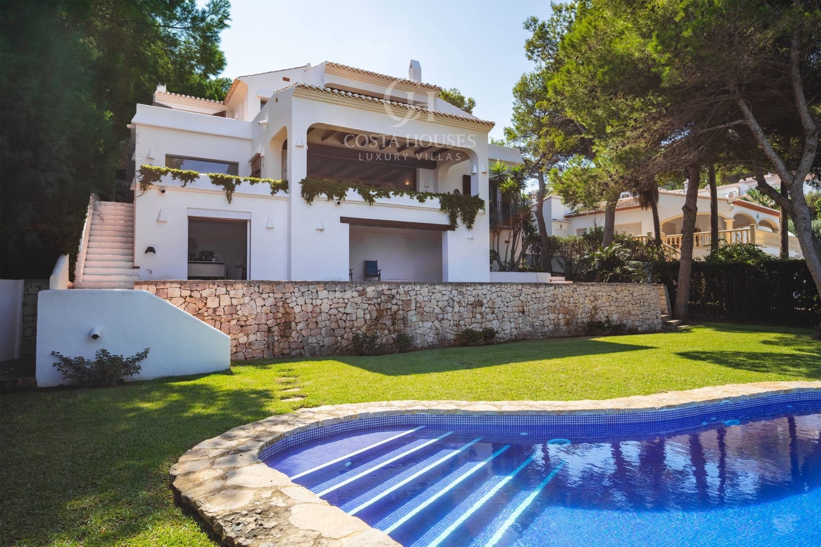 3 bedroom Villa for sale in Javea / Xabia with pool - € 3,700,000 (Ref: 9452091)