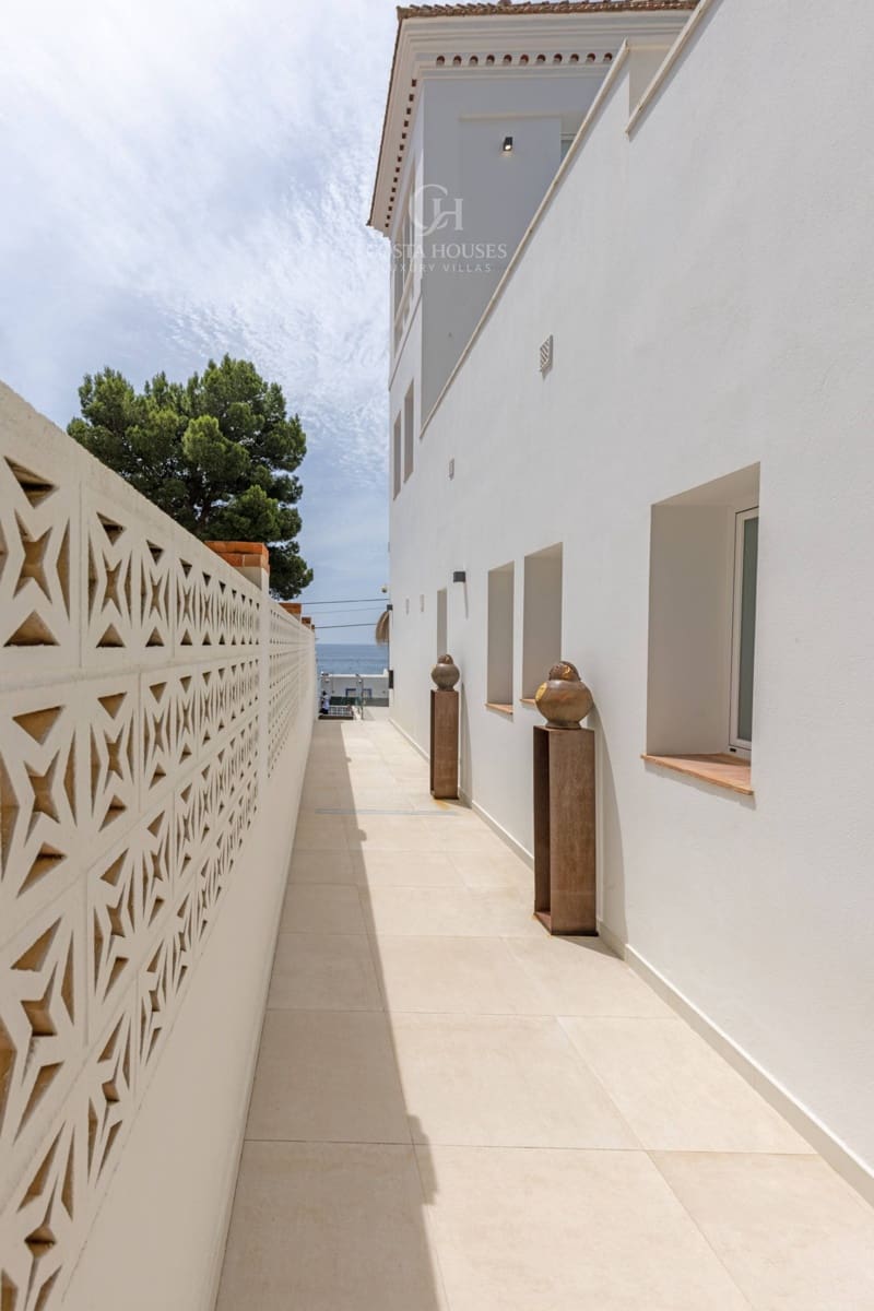 4 soverom Villa til salgs i Moraira med svømmebasseng garasje - € 1 850 000 (Ref: 9465617)