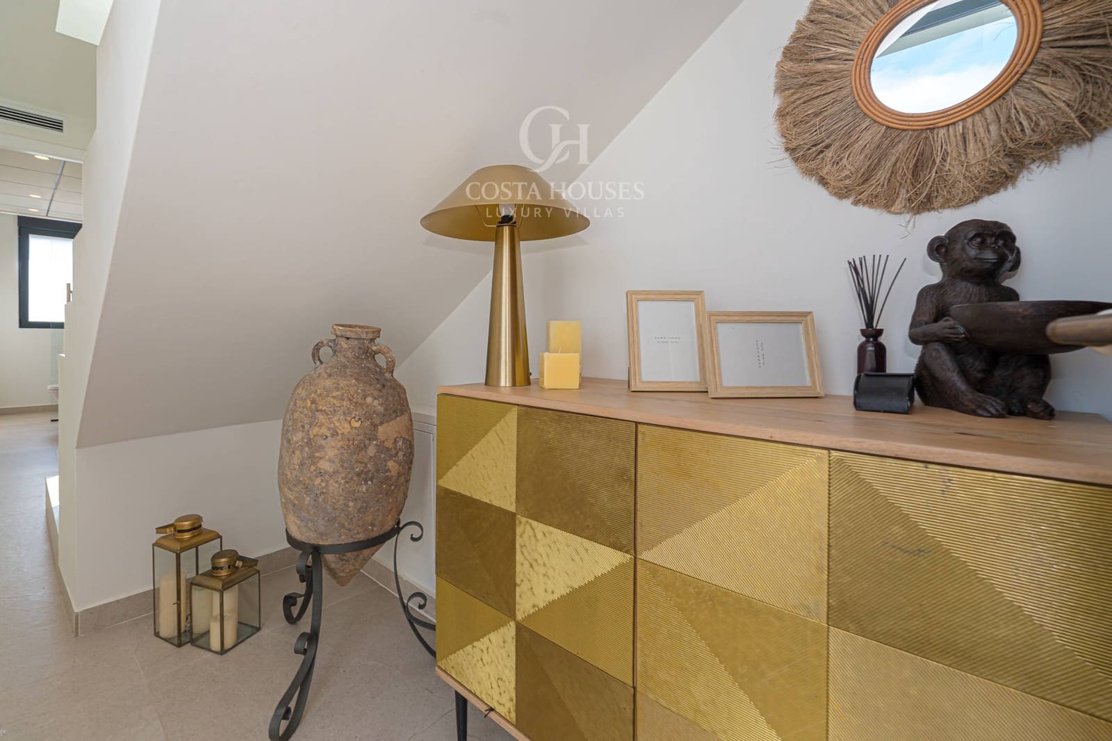 4 bedroom Villa for sale in Denia with pool garage - € 1,795,000 (Ref: 9481175)