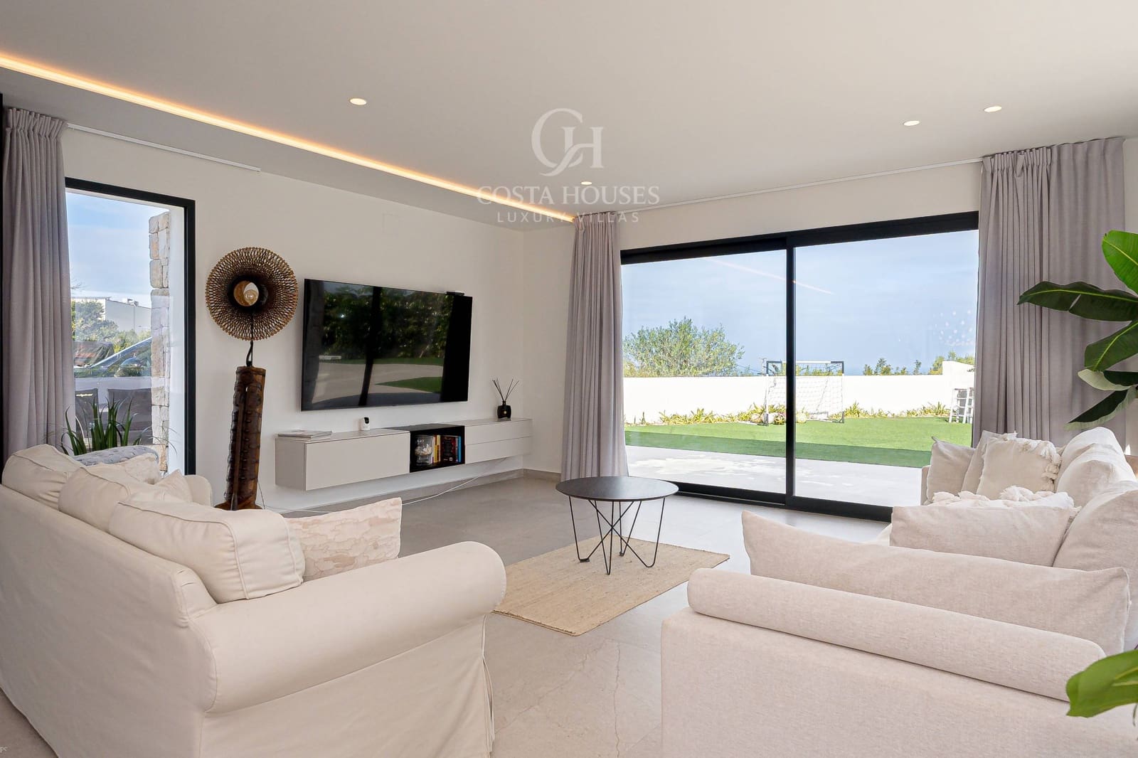 Chalet de 4 habitaciones en Dénia en venta con piscina garaje - 1.650.000 € (Ref: 9481175)