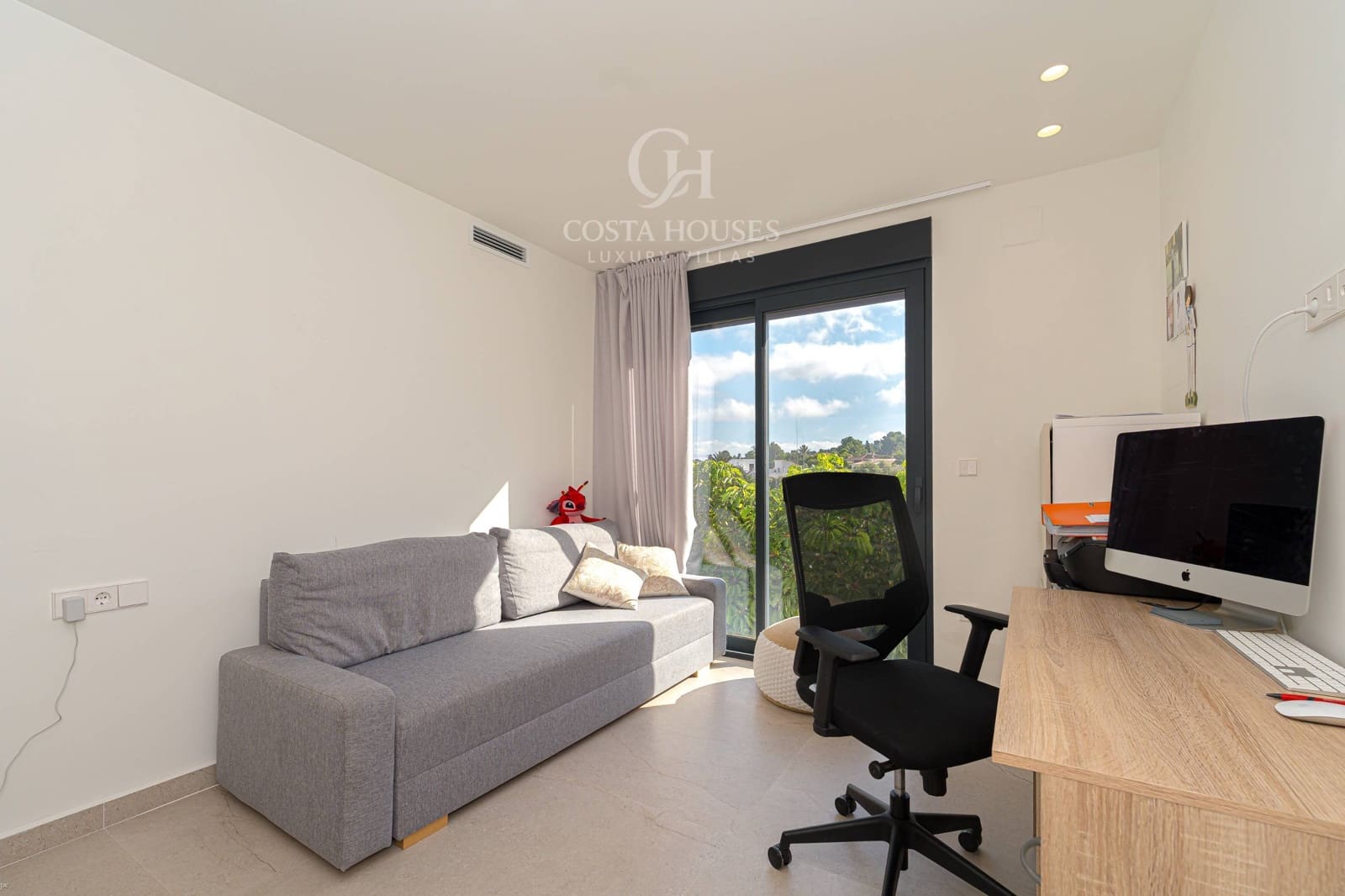 Chalet de 4 habitaciones en Dénia en venta con piscina garaje - 1.650.000 € (Ref: 9481175)