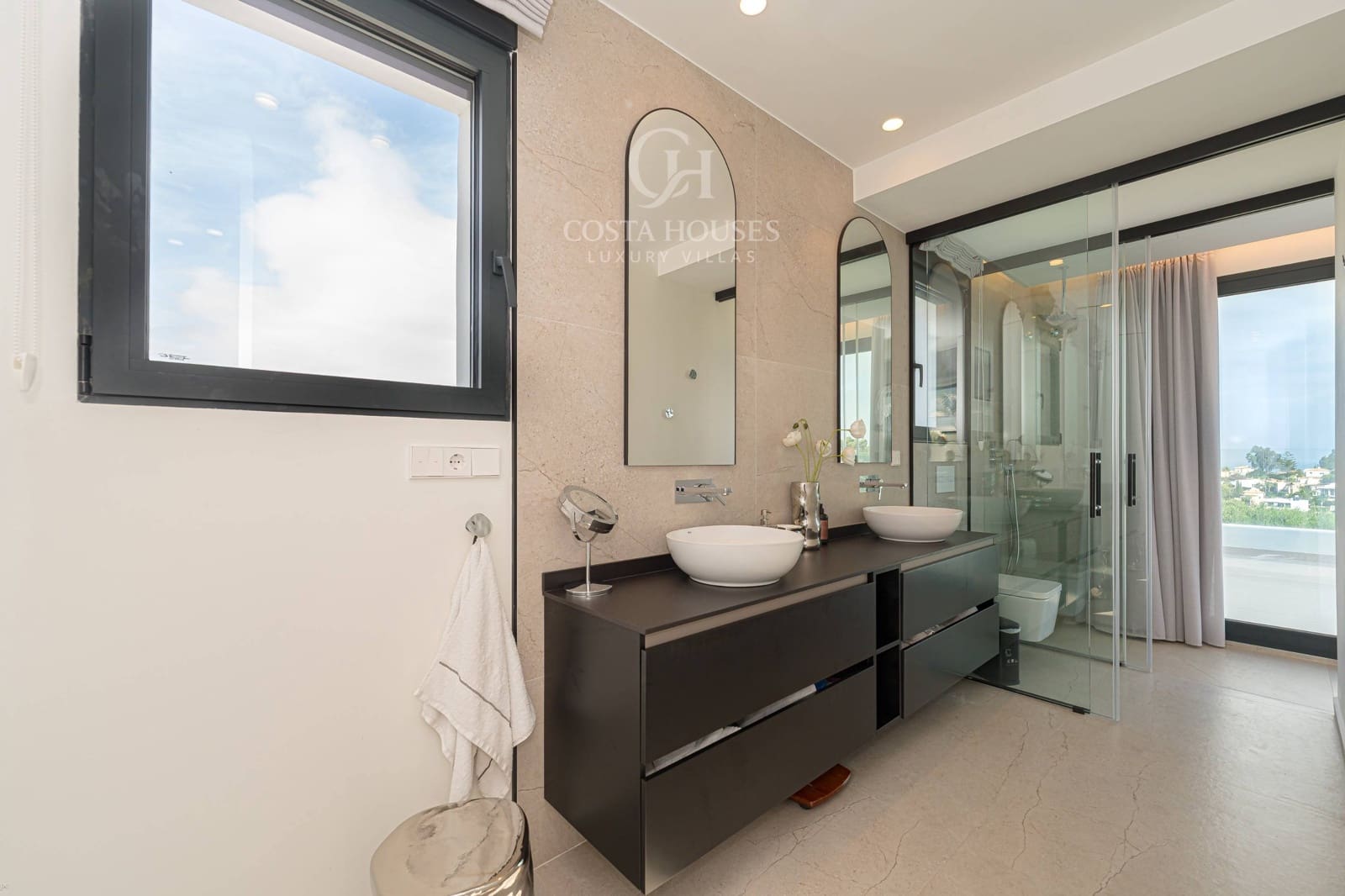 Chalet de 4 habitaciones en Dénia en venta con piscina garaje - 1.650.000 € (Ref: 9481175)
