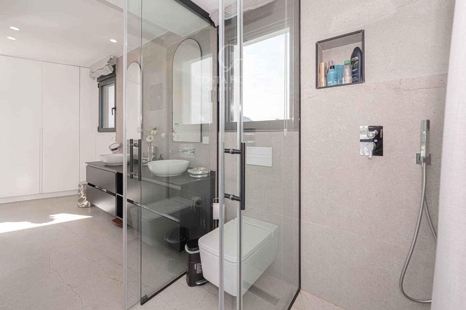 Chalet de 4 habitaciones en Dénia en venta con piscina garaje - 1.650.000 € (Ref: 9481175)