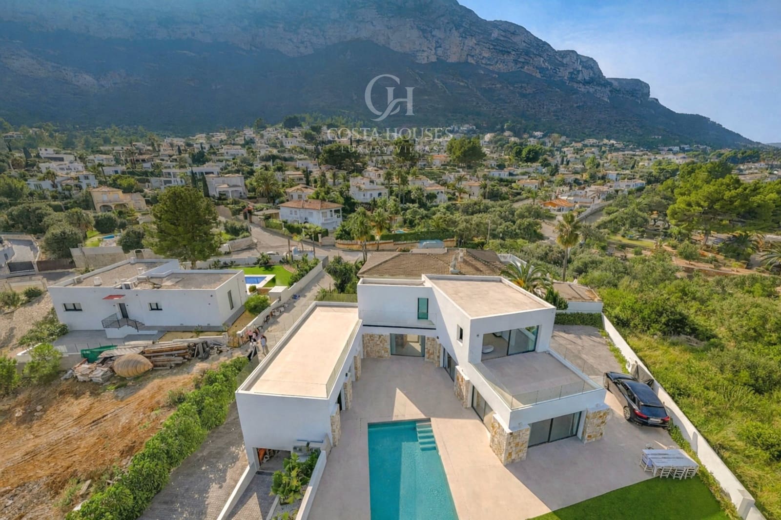 Chalet de 4 habitaciones en Dénia en venta con piscina garaje - 1.650.000 € (Ref: 9481175)