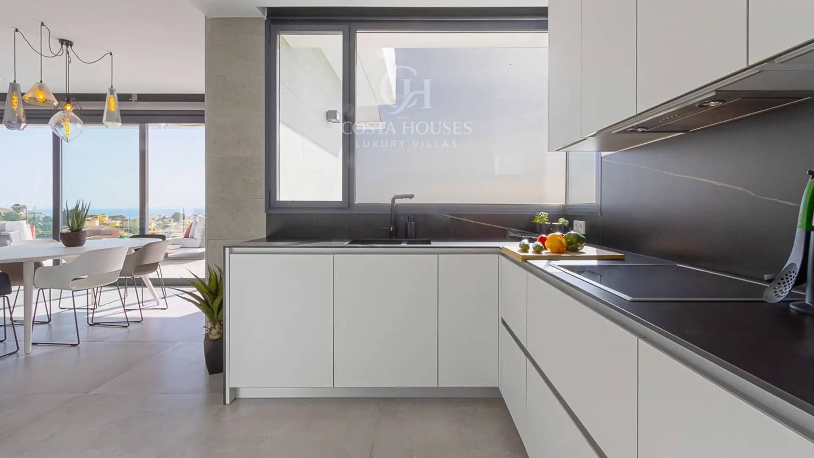 5 soverom Villa til salgs i Benitachell / Benitatxell med svømmebasseng garasje - € 1 490 000 (Ref: 9621757)