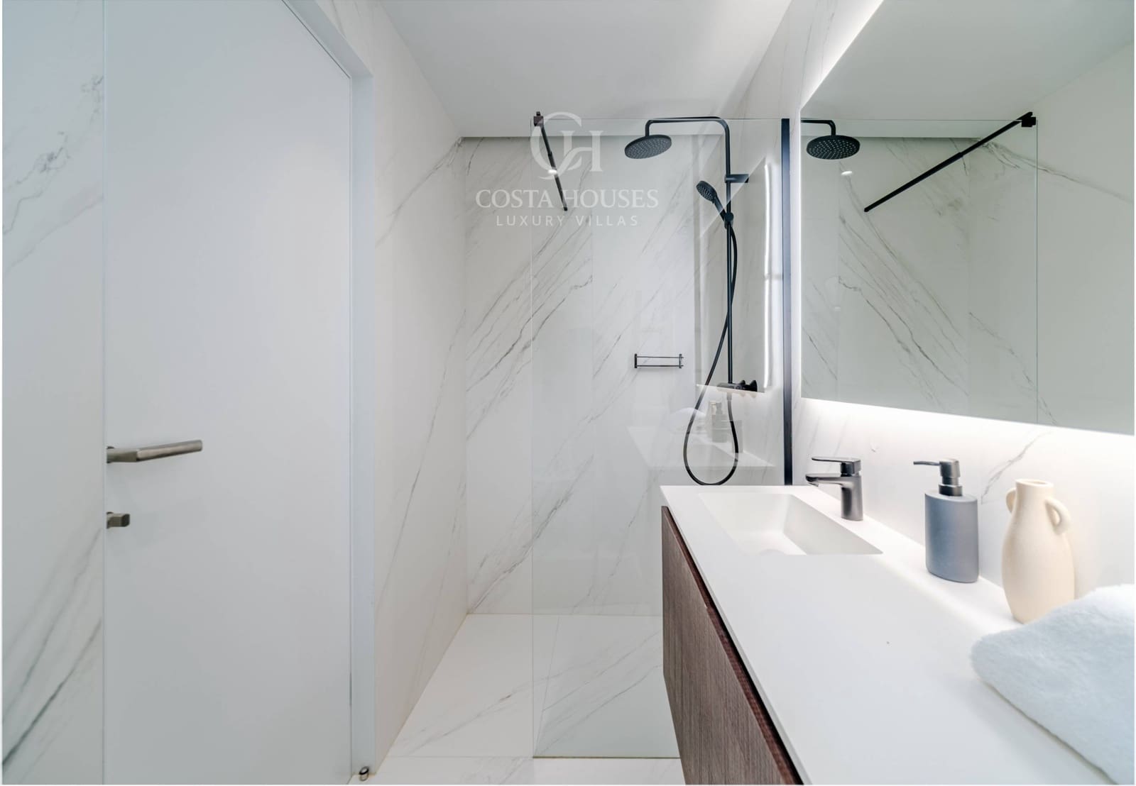 3 sovrum Takvåning till salu i Arenal med pool garage - 1 350 000 € (Ref: 9622375)