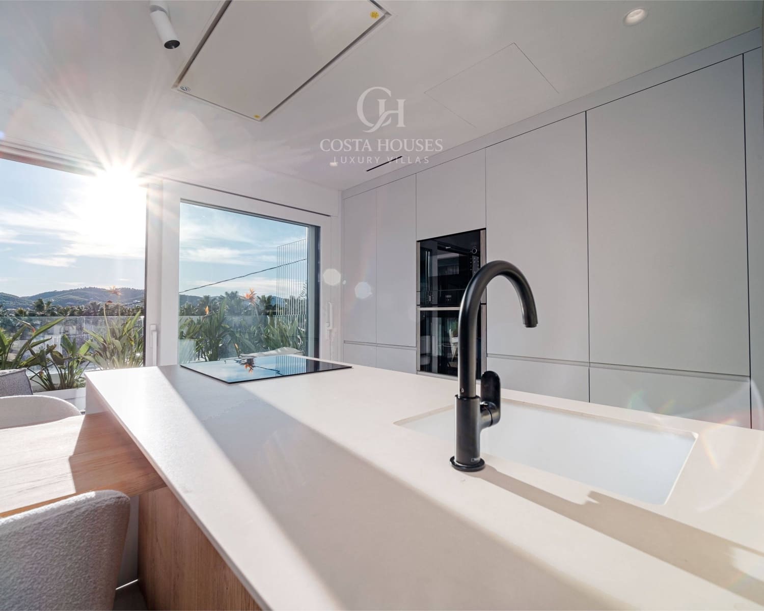 3 sovrum Takvåning till salu i Arenal med pool garage - 1 350 000 € (Ref: 9622375)