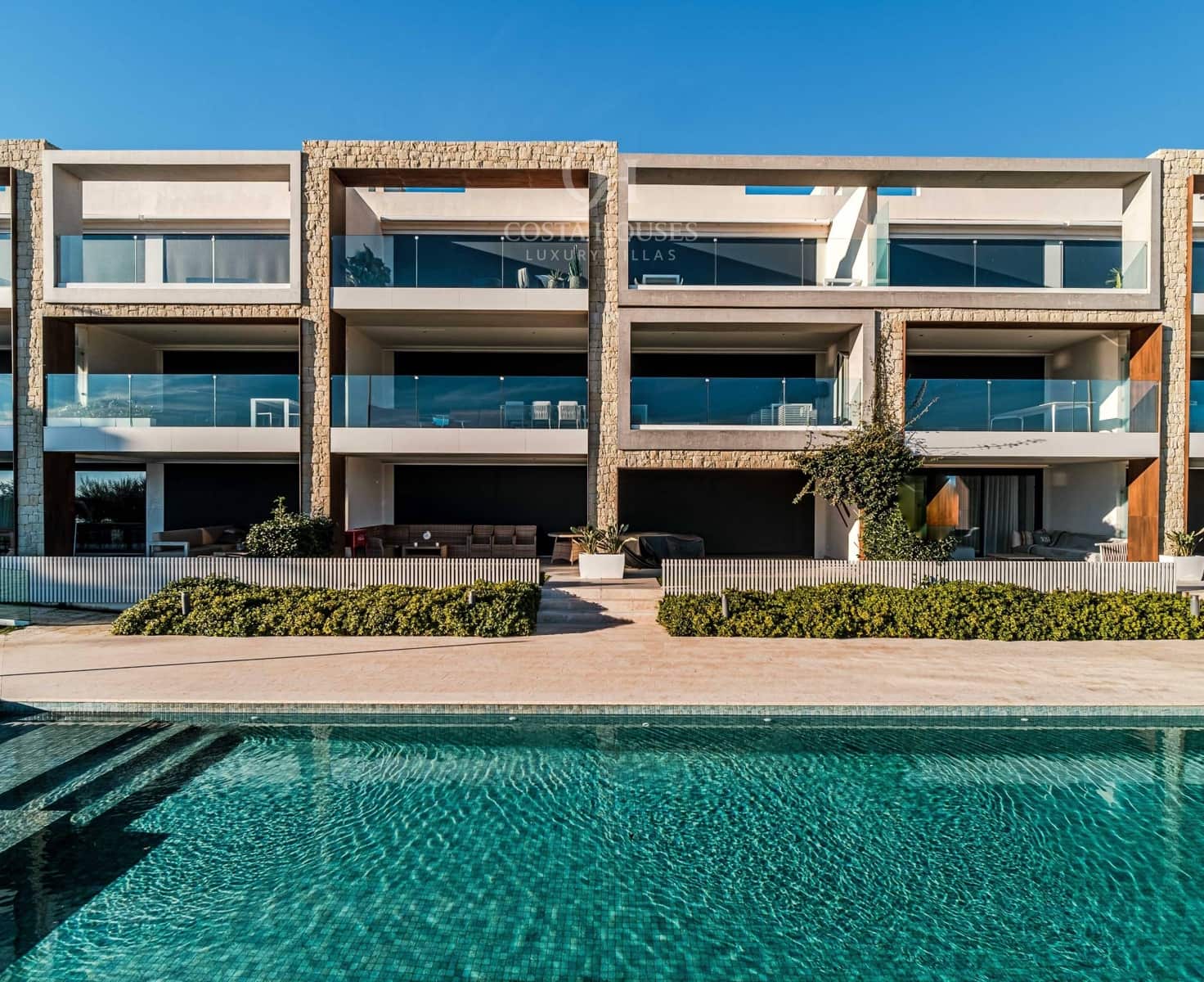 3 sovrum Takvåning till salu i Arenal med pool garage - 1 350 000 € (Ref: 9622375)