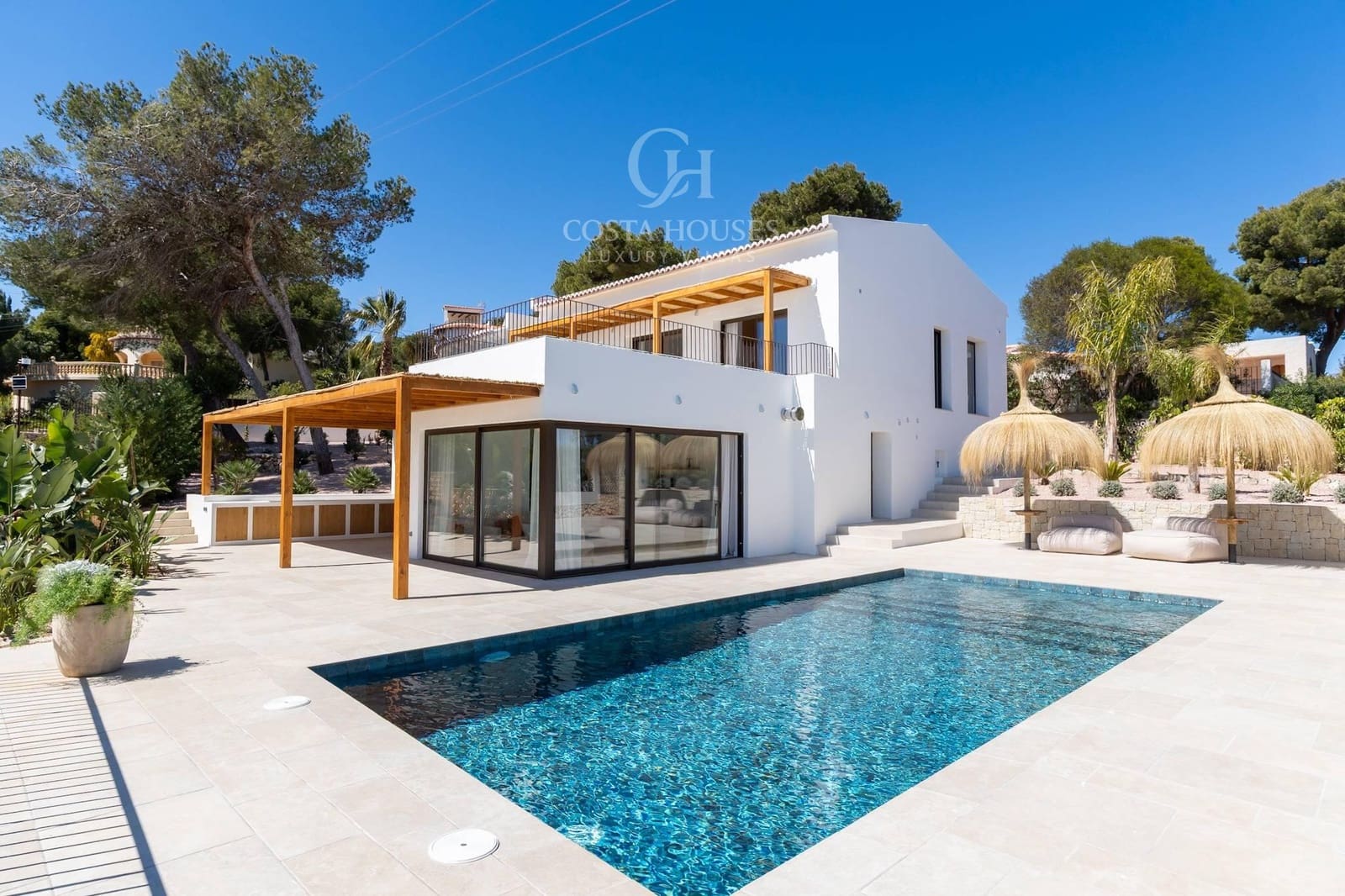 4 Zimmer Villa zu verkaufen in Javea / Xabia mit Pool - 1.980.000 € (Ref: 9634202)