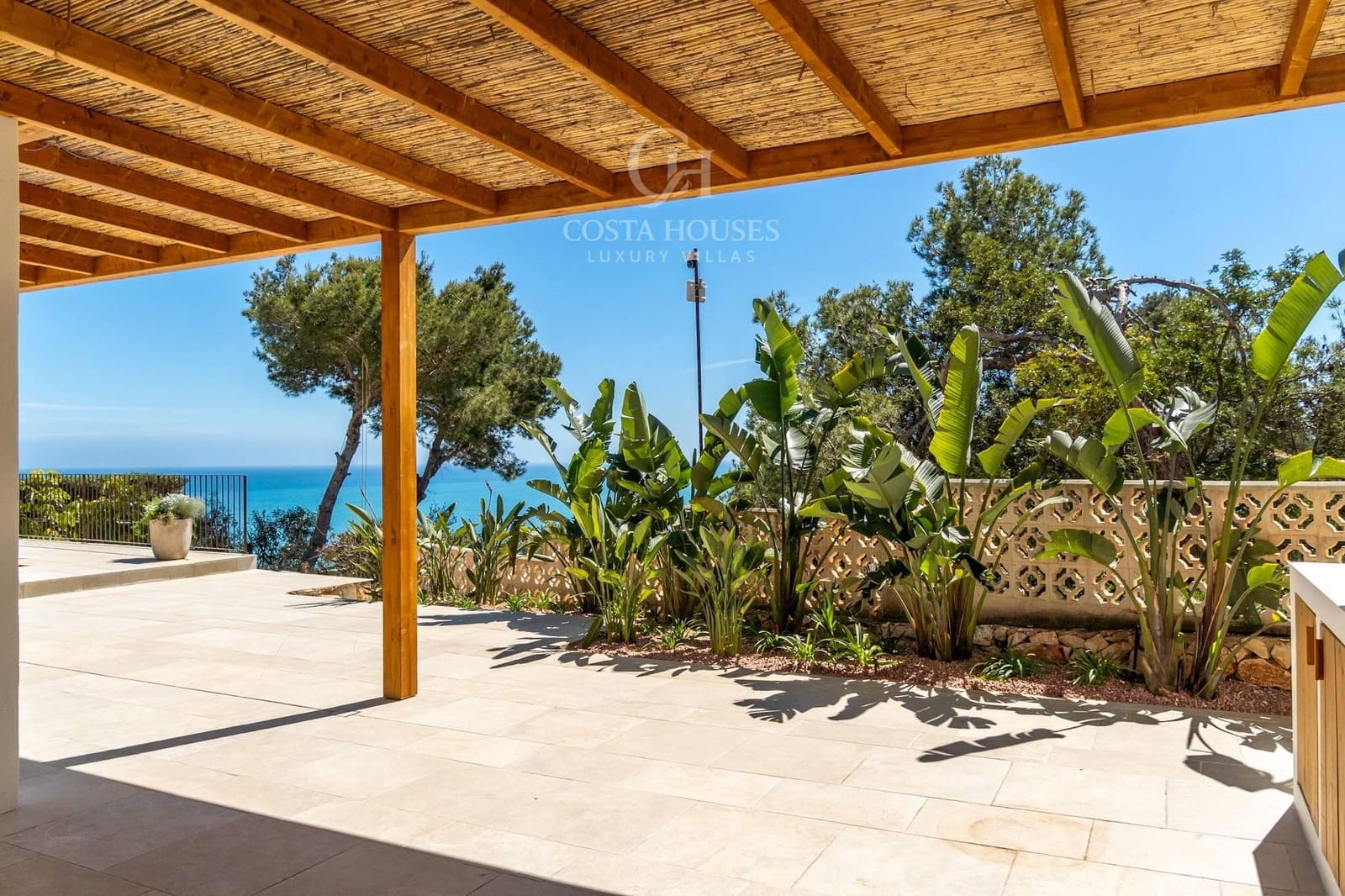 4 Zimmer Villa zu verkaufen in Javea / Xabia mit Pool - 1.980.000 € (Ref: 9634202)