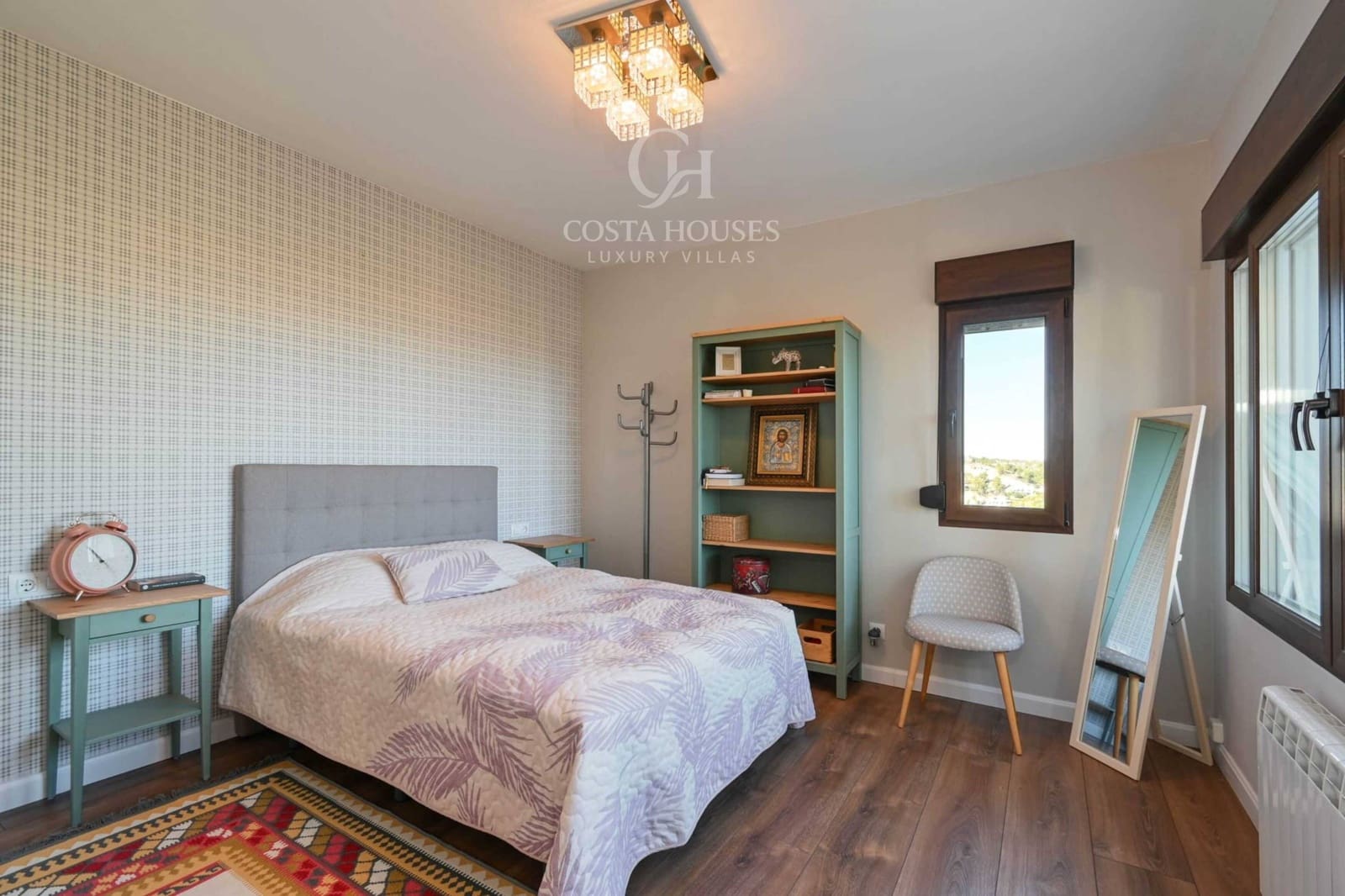 4 makuuhuone Huvila myytävänä paikassa Adsubia mukana uima-altaan 
autotalli - 1 495 000 € (Ref: 9639482)