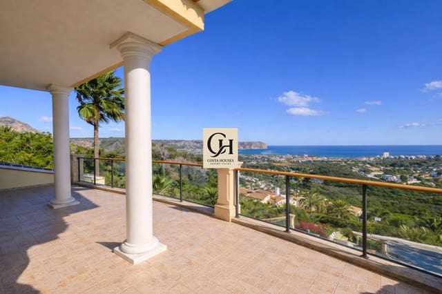 4 bedroom Villa for sale in Adsubia, Javea / Xàbia with pool garage - € 1,495,000 (Ref: 9639482)