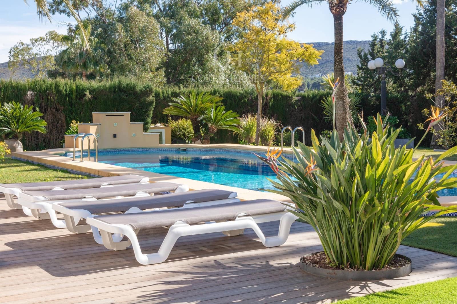 6 quarto Moradia para venda em Javea / Xabia com piscina garagem - 1 995 000 € (Ref: 9651908)