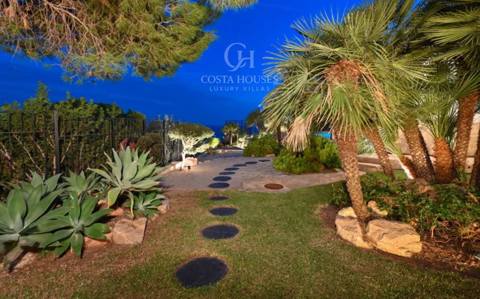 4 chambre Villa/Maison à vendre à Javea / Xabia avec piscine garage - 5 500 000 € (Ref: 9651909)