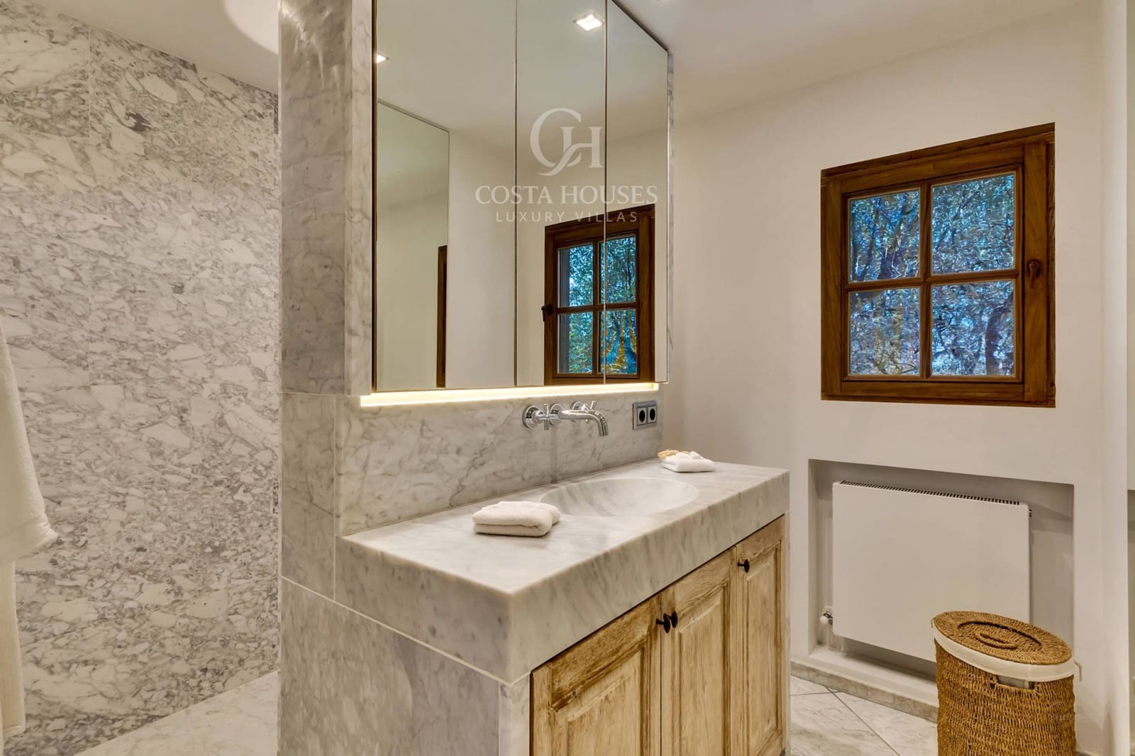 4 makuuhuone Huvila myytävänä paikassa Javea / Xabia mukana uima-altaan 
autotalli - 3 900 000 € (Ref: 9656053)