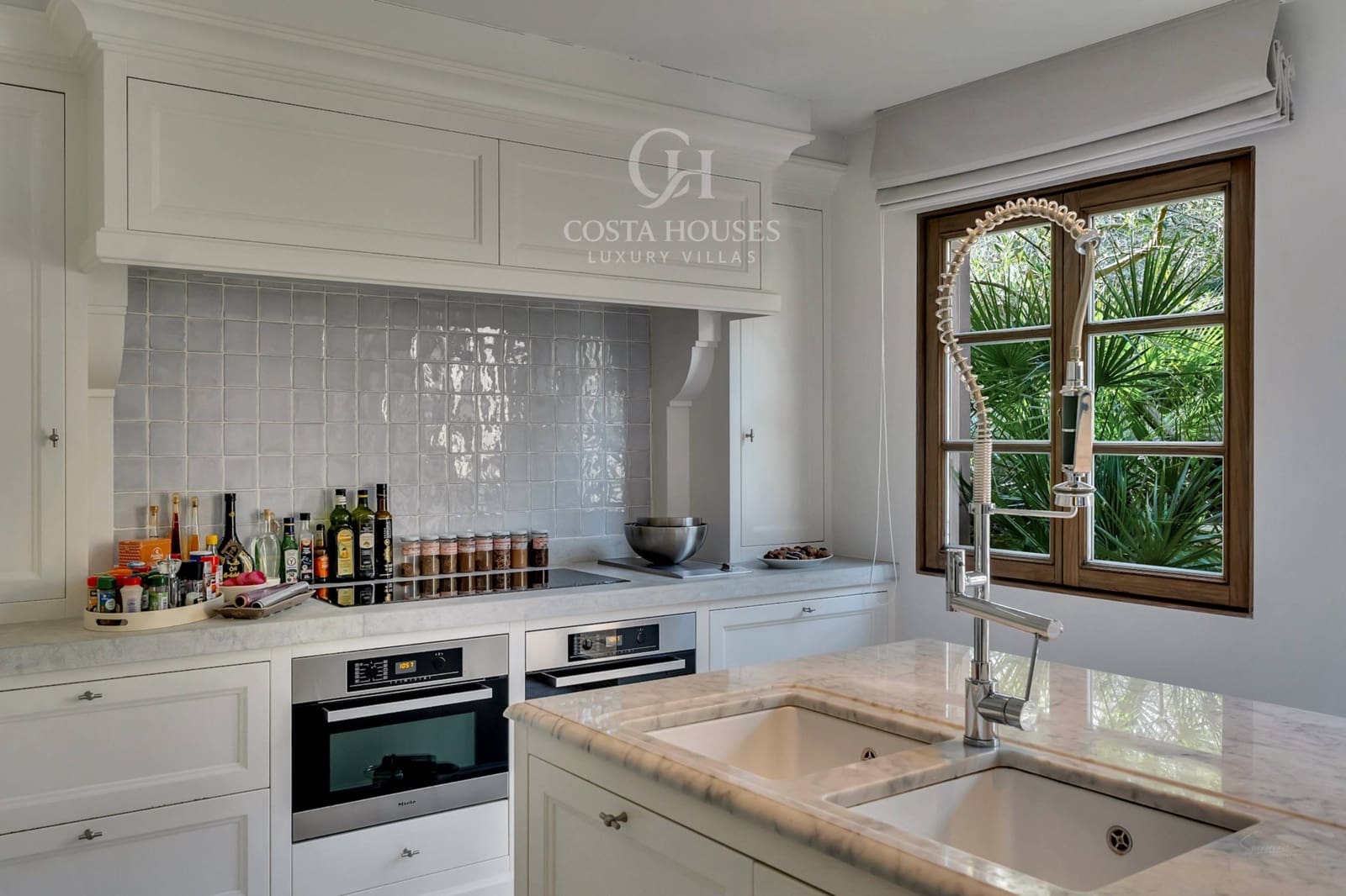 4 makuuhuone Huvila myytävänä paikassa Javea / Xabia mukana uima-altaan 
autotalli - 3 900 000 € (Ref: 9656053)