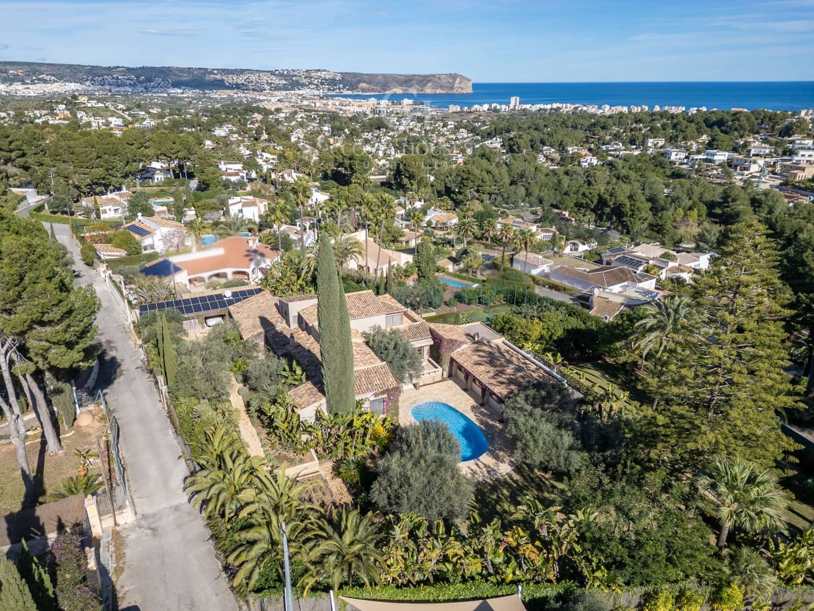 4 makuuhuone Huvila myytävänä paikassa Javea / Xabia mukana uima-altaan 
autotalli - 3 900 000 € (Ref: 9656053)