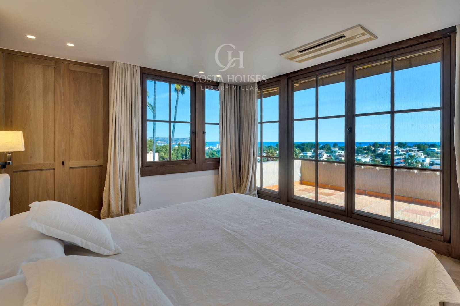 4 sypialnia Willa na sprzedaż w Javea / Xabia z basenem garażem - 3 900 000 € (Ref: 9656053)