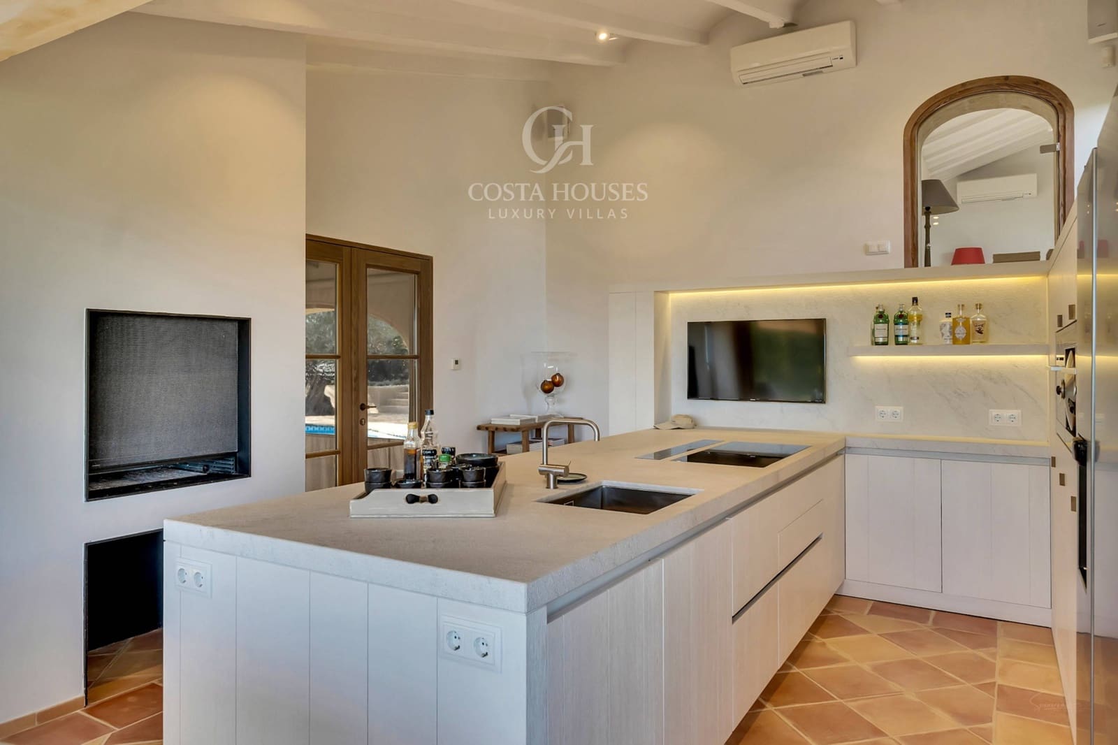 4 sypialnia Willa na sprzedaż w Javea / Xabia z basenem garażem - 3 900 000 € (Ref: 9656053)