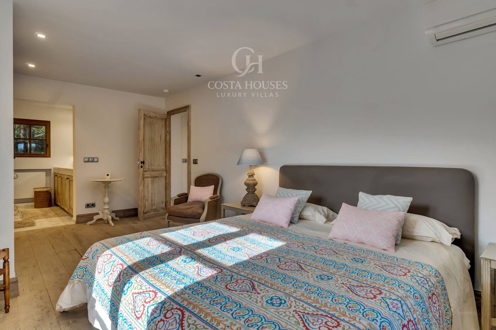 4 sypialnia Willa na sprzedaż w Javea / Xabia z basenem garażem - 3 900 000 € (Ref: 9656053)