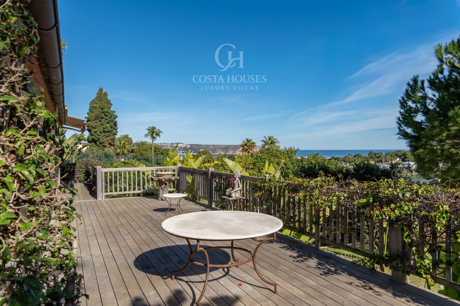 4 sypialnia Willa na sprzedaż w Javea / Xabia z basenem garażem - 3 900 000 € (Ref: 9656053)