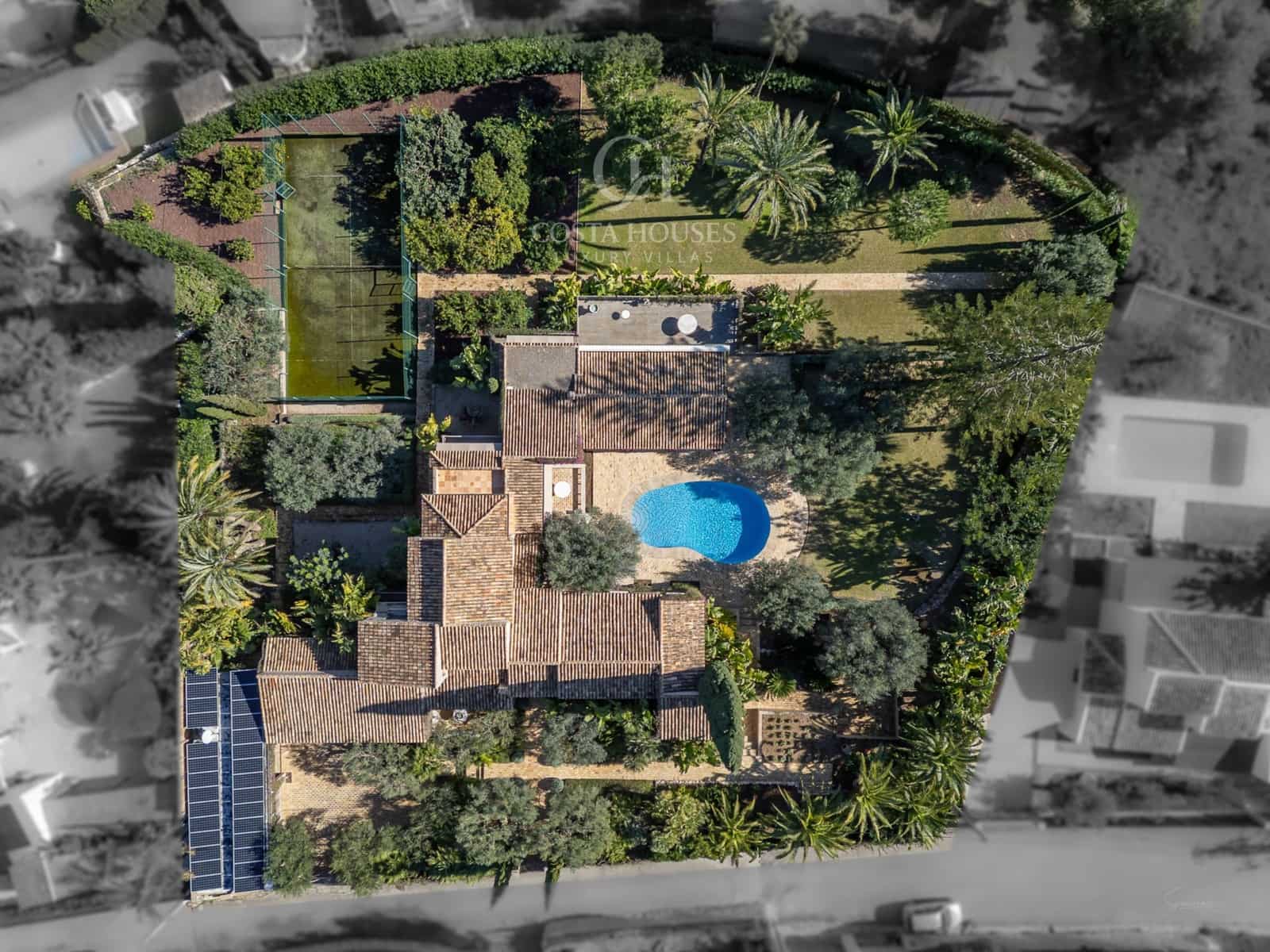 4 sypialnia Willa na sprzedaż w Javea / Xabia z basenem garażem - 3 900 000 € (Ref: 9656053)