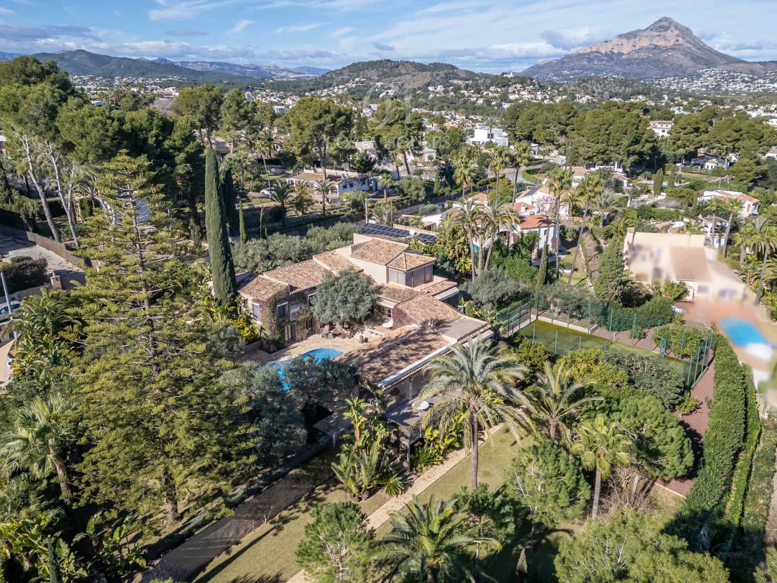 4 sypialnia Willa na sprzedaż w Javea / Xabia z basenem garażem - 3 900 000 € (Ref: 9656053)