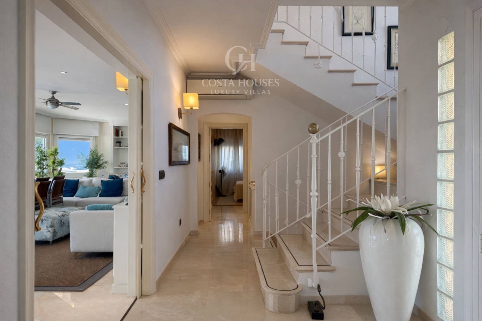 7 bedroom Villa for sale in Moraira with pool garage - € 4,175,000 (Ref: 9663742)