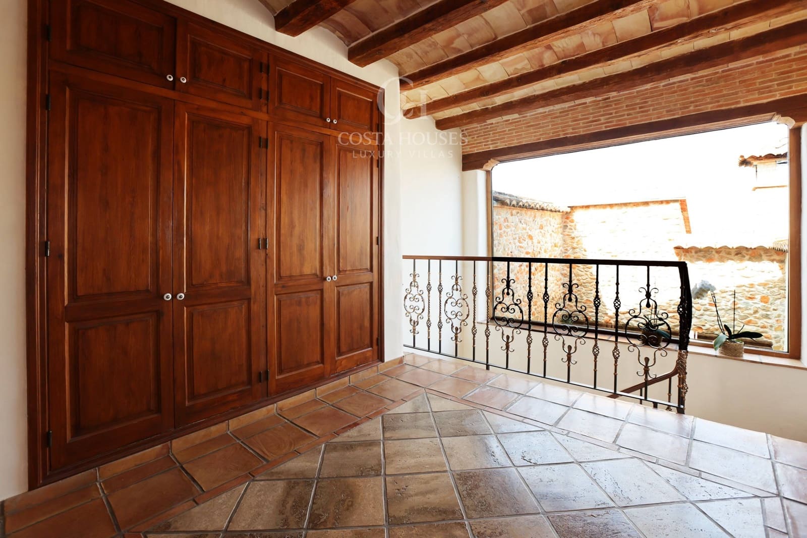 6 bedroom Finca/Country House for sale in Benissa with pool garage - € 2,390,000 (Ref: 9666461)