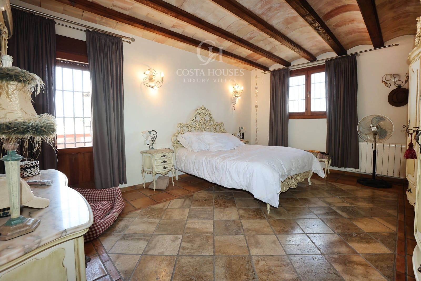 6 bedroom Finca/Country House for sale in Benissa with pool garage - € 2,390,000 (Ref: 9666461)