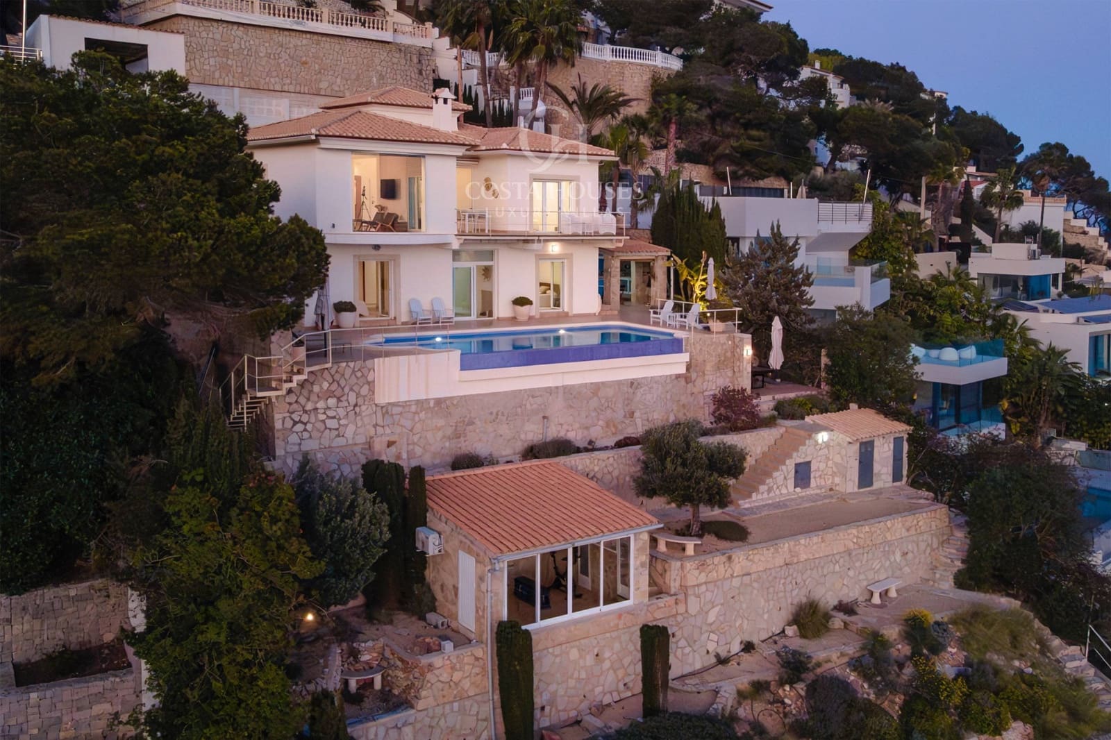 4 Zimmer Villa zu verkaufen in Javea / Xabia mit Pool Garage - 3.800.000 € (Ref: 9670606)