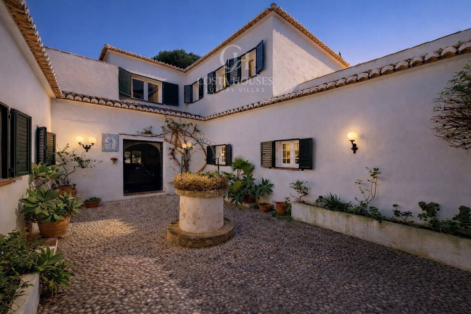 Chalet de 8 habitaciones en Javea / Xàbia en venta con piscina garaje - 2.350.000 € (Ref: 9674169)